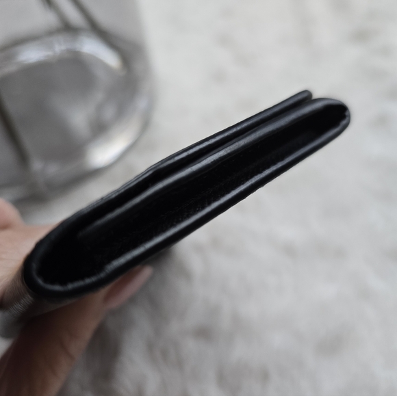 EUC Louis Vuitton Envelope Card Holder in Box with CoA - Picture 4 of 8